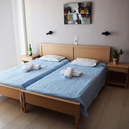 Iro Hotel Ajía Galíni Kültér fotó