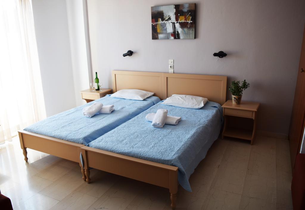 Iro Hotel Ajía Galíni Kültér fotó