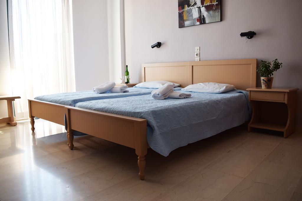 Iro Hotel Ajía Galíni Kültér fotó