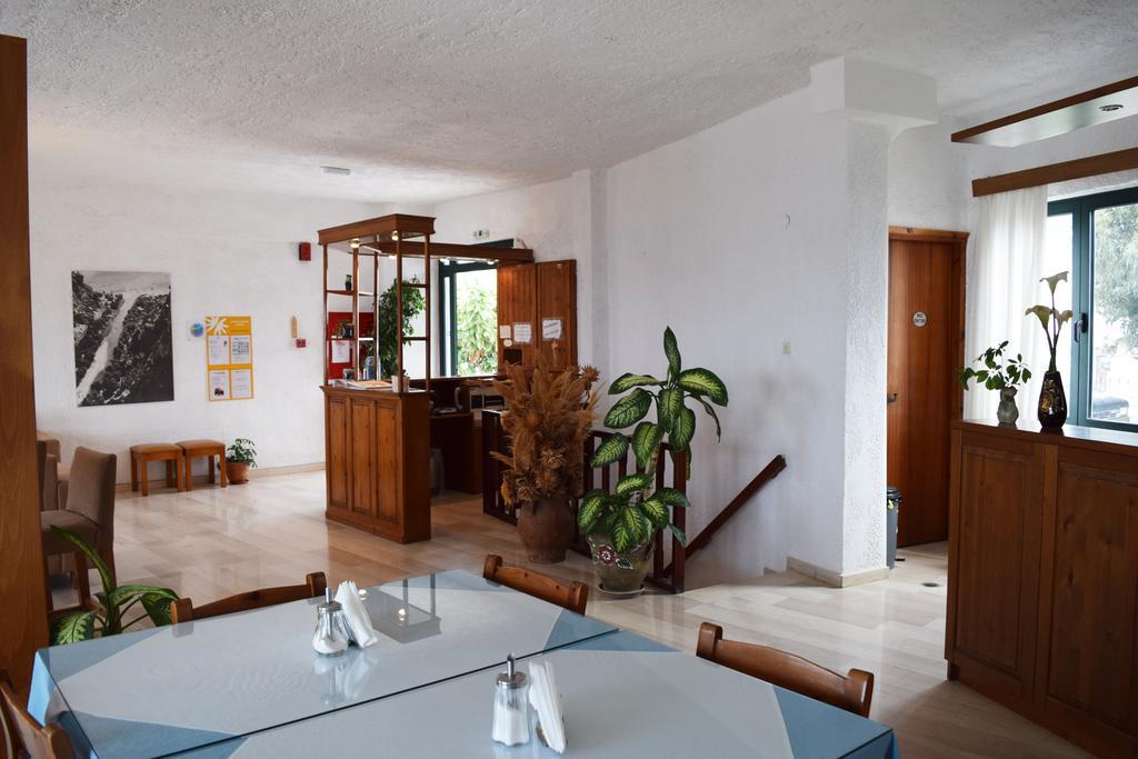 Iro Hotel Ajía Galíni Kültér fotó