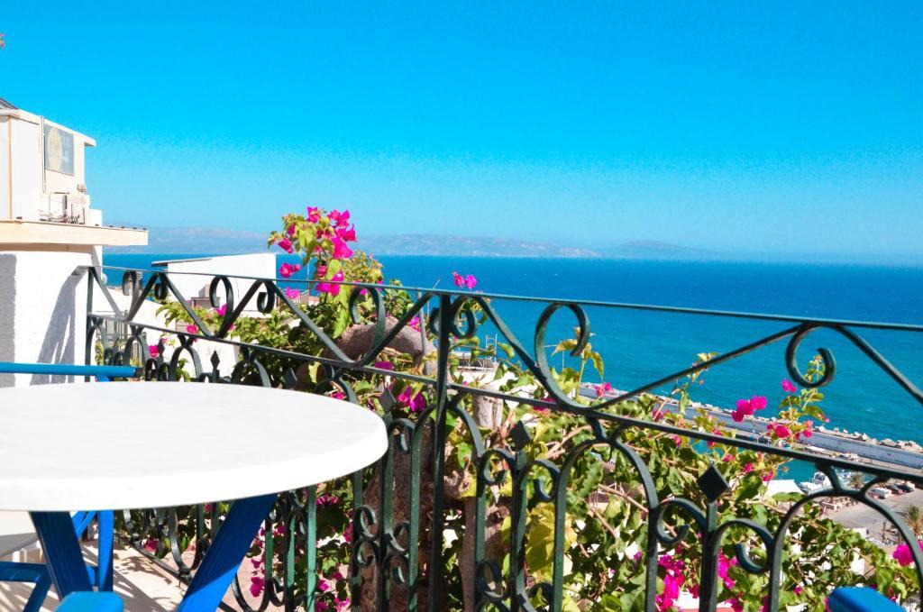 Iro Hotel Ajía Galíni Kültér fotó