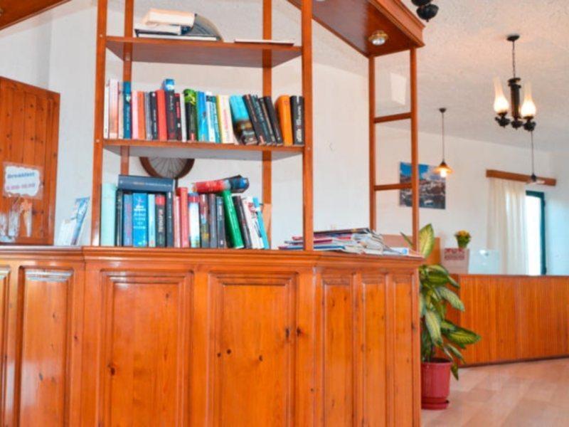 Iro Hotel Ajía Galíni Kültér fotó
